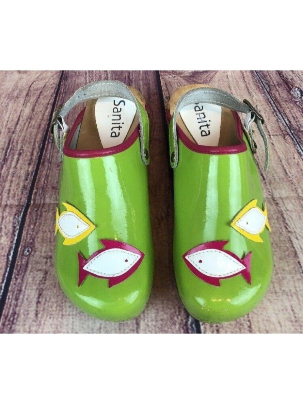 Sanita Clogs Green Fish Patent Leather Stapled Wood Shoes Girls 4 / 34